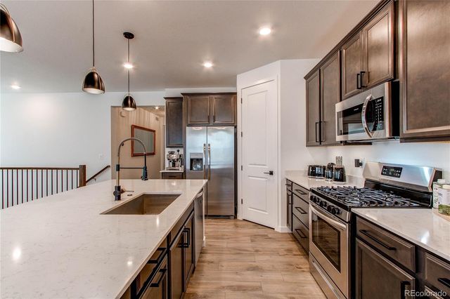 24197 E Ada Avenue, Aurora, CO 80018