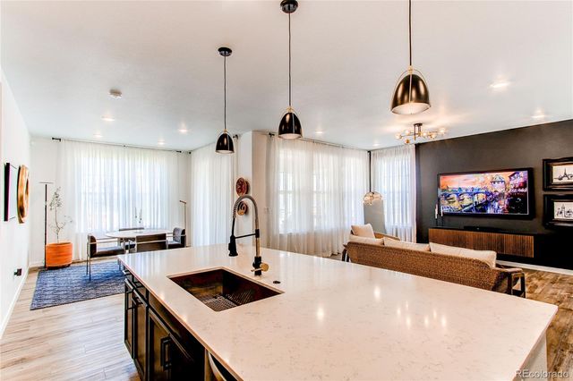 24197 E Ada Avenue, Aurora, CO 80018