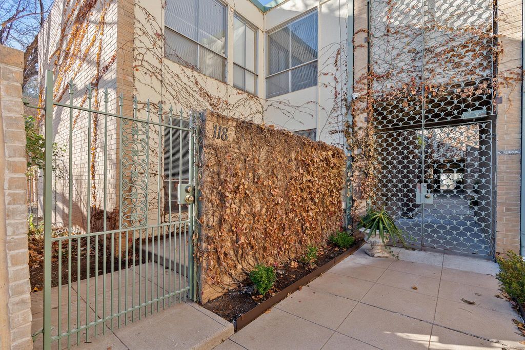 2400 S POLK #118 Street, Amarillo, TX 79109