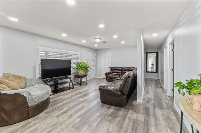 5042 Hopewell Road, Murrayville, GA 30564