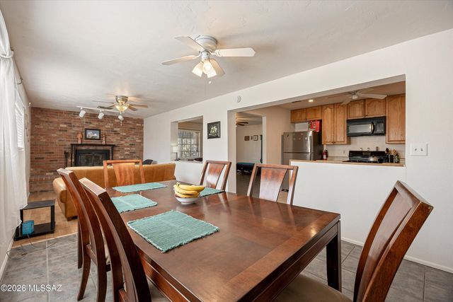 1446 N Rosemont Boulevard, Tucson, AZ 85712