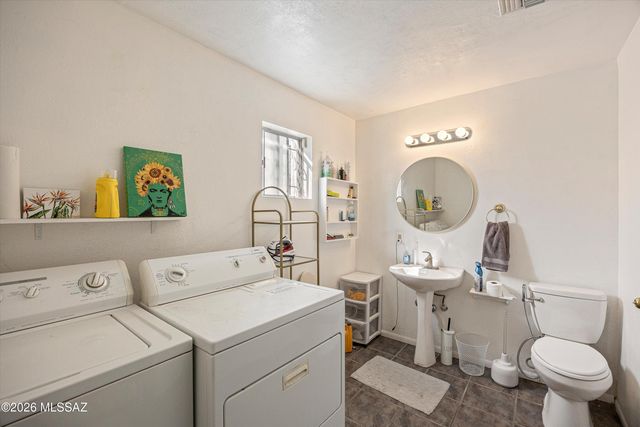 1446 N Rosemont Boulevard, Tucson, AZ 85712