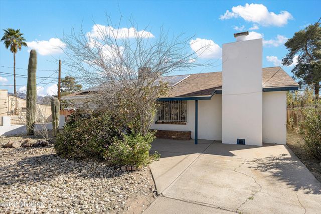 1446 N Rosemont Boulevard, Tucson, AZ 85712