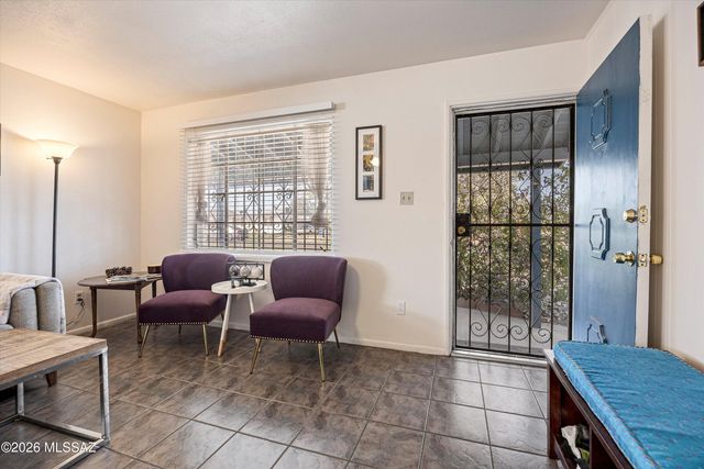 1446 N Rosemont Boulevard, Tucson, AZ 85712