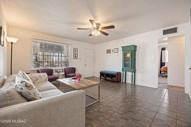 1446 N Rosemont Boulevard, Tucson, AZ 85712