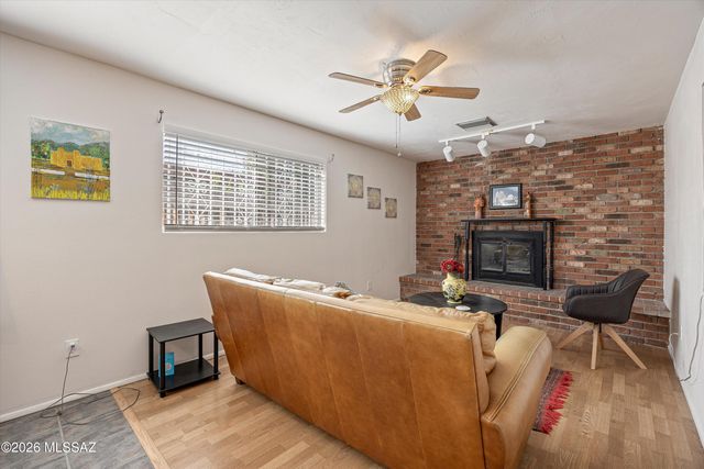 1446 N Rosemont Boulevard, Tucson, AZ 85712