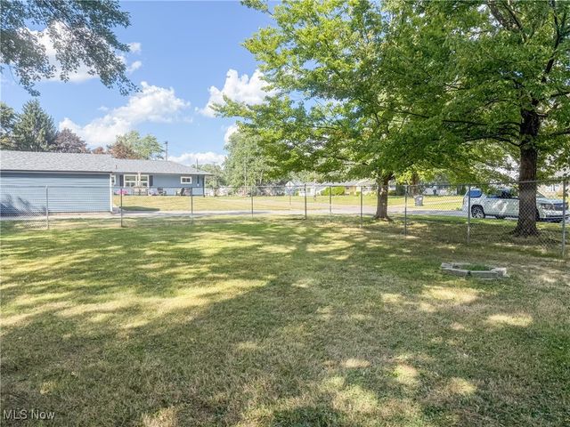 4102 Burkey Road, Austintown, OH 44515