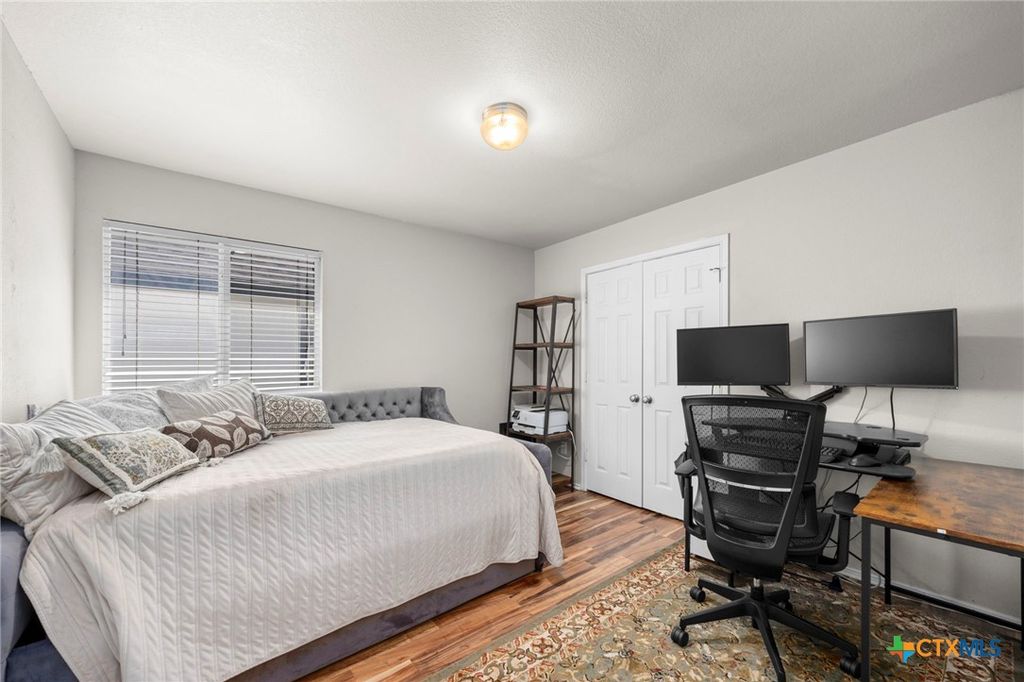 Image 23 of property listing at 5011 Lions Gate Lane, Killeen, TX 76549