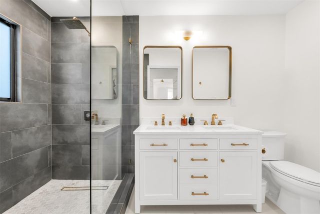 1604 NE 16th Avenue, Fort Lauderdale, FL 33305