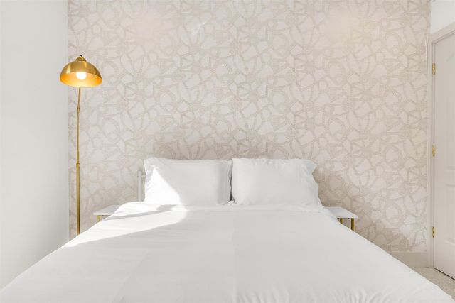 1604 NE 16th Avenue, Fort Lauderdale, FL 33305