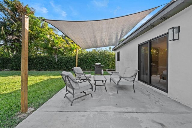 1604 NE 16th Avenue, Fort Lauderdale, FL 33305