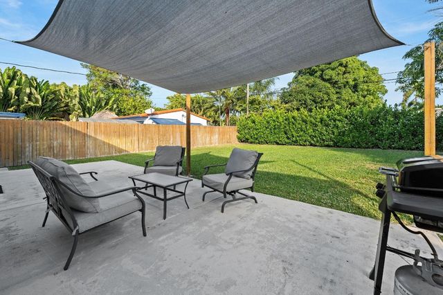 1604 NE 16th Avenue, Fort Lauderdale, FL 33305