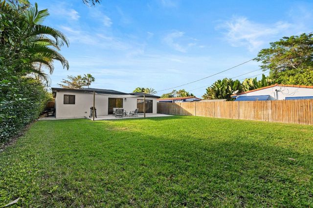 1604 NE 16th Avenue, Fort Lauderdale, FL 33305