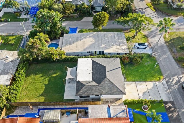 1604 NE 16th Avenue, Fort Lauderdale, FL 33305