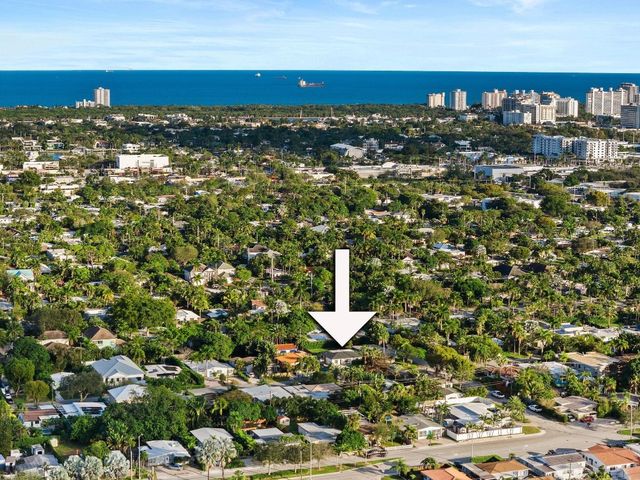 1604 NE 16th Avenue, Fort Lauderdale, FL 33305