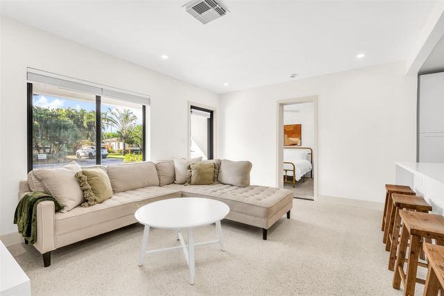 1604 NE 16th Avenue, Fort Lauderdale, FL 33305