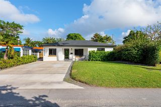 1604 NE 16th Avenue, Fort Lauderdale, FL 33305