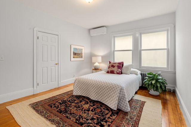 206 Pearl 3, Somerville, MA 02145