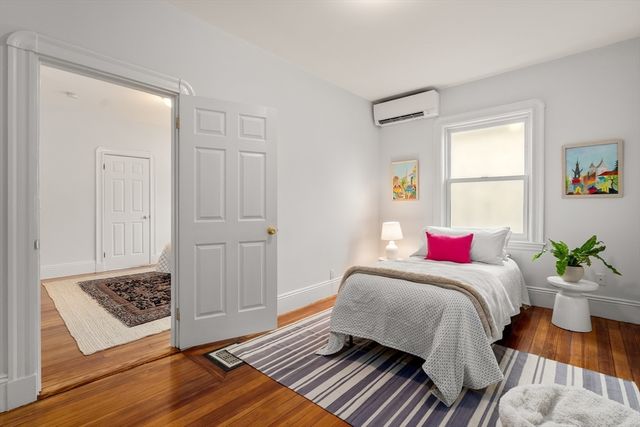 206 Pearl 3, Somerville, MA 02145