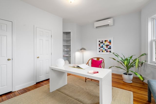 206 Pearl 3, Somerville, MA 02145