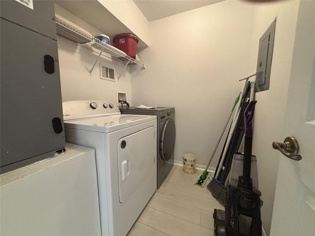 2833 CLUB CORTILE CIRCLE, Kissimmee, FL 34746