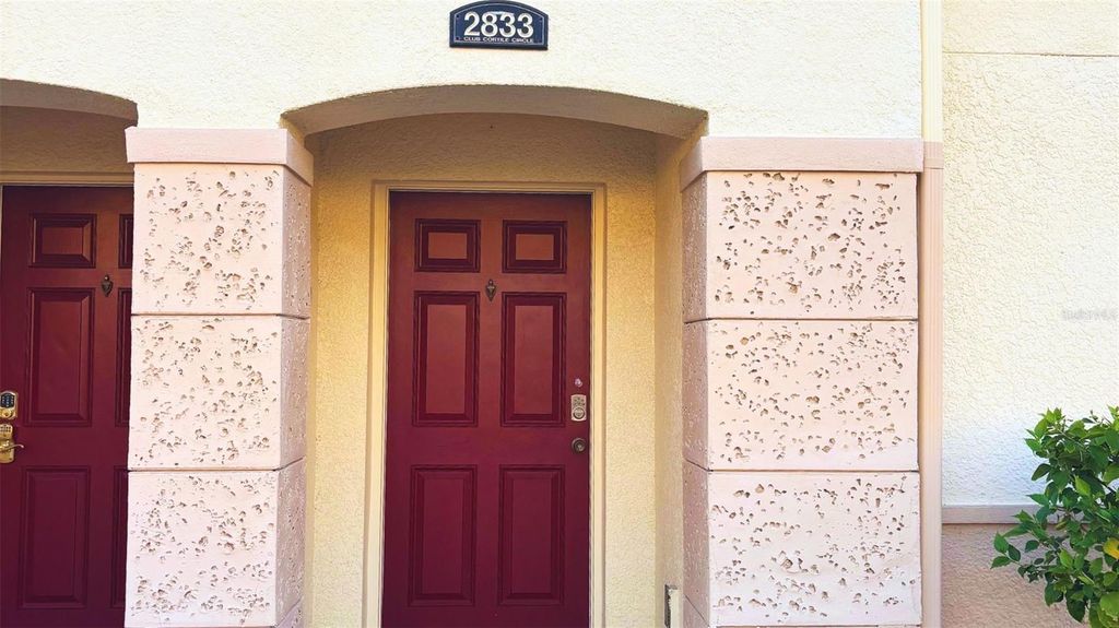 2833 CLUB CORTILE CIRCLE, Kissimmee, FL 34746