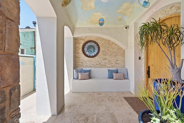 807 Esplanade, Redondo Beach, CA 90277