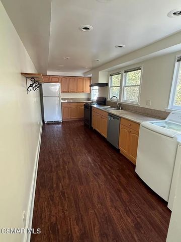 2320 Superior Avenue, Venice, CA 90291