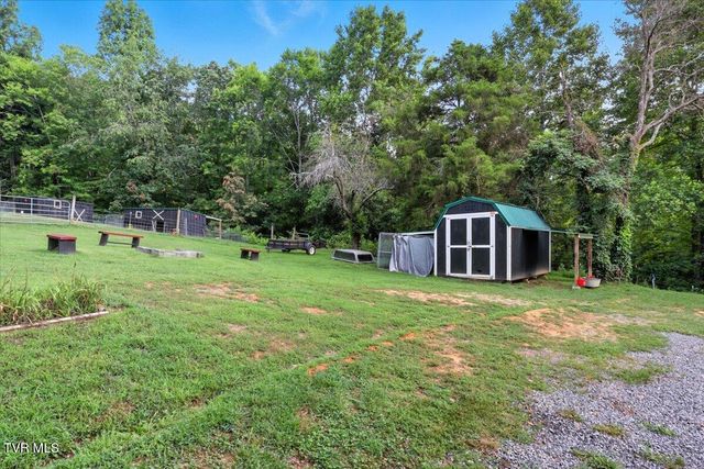 106 Barker Road, Rogersville, TN 37857