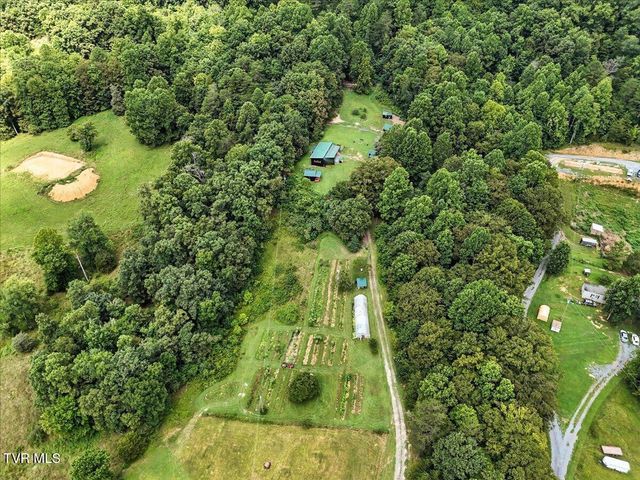 106 Barker Road, Rogersville, TN 37857