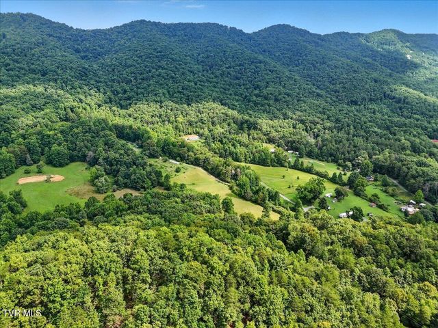 106 Barker Road, Rogersville, TN 37857