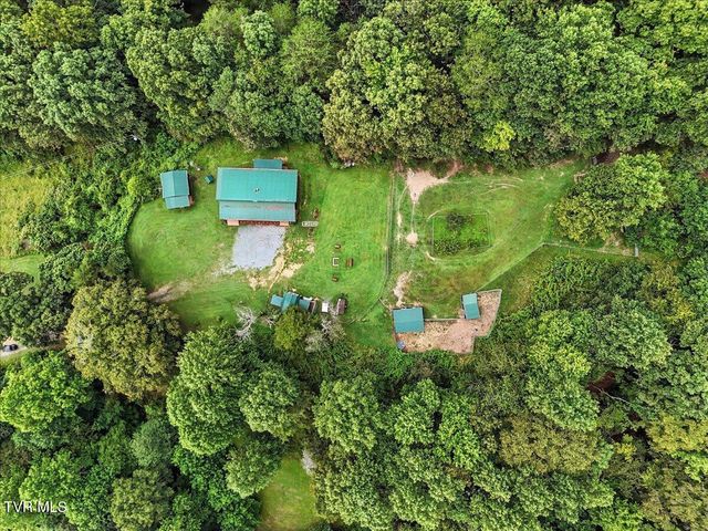 106 Barker Road, Rogersville, TN 37857