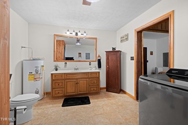 106 Barker Road, Rogersville, TN 37857