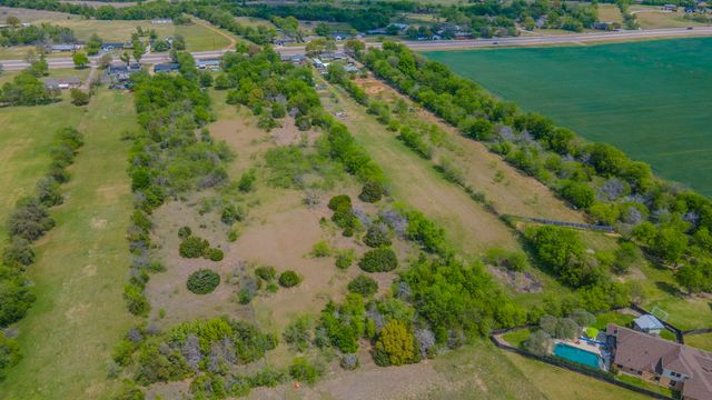 11118 China Spring Road, Waco, TX 76708