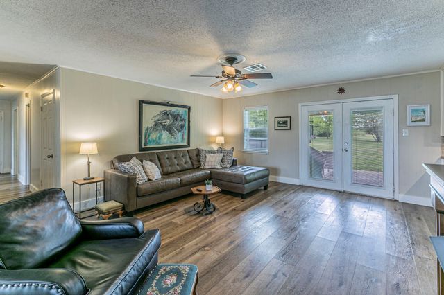 11118 China Spring Road, Waco, TX 76708