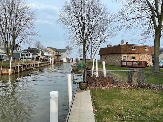 29445 Private Drive, Chesterfield Twp, MI 48047