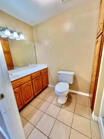 1340 N US Hwy 281, Hamilton, TX 76531