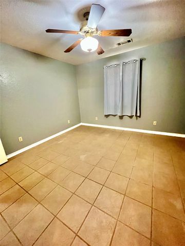 1340 N US Hwy 281, Hamilton, TX 76531