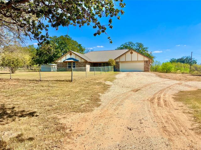 1340 N US Hwy 281, Hamilton, TX 76531