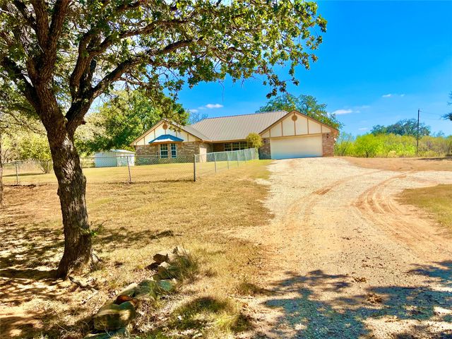 1340 N US Hwy 281, Hamilton, TX 76531