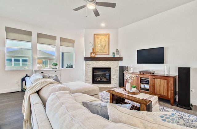 6639 Enclave Vista Loop, Colorado Springs, CO 80924