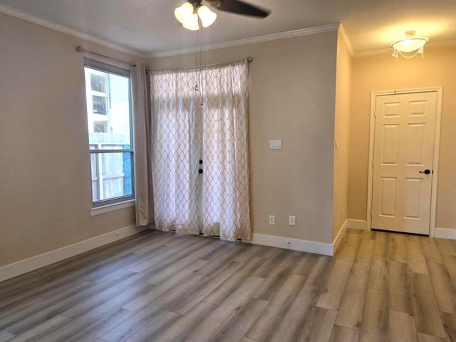 1881 Bering Drive 67, Houston, TX 77057