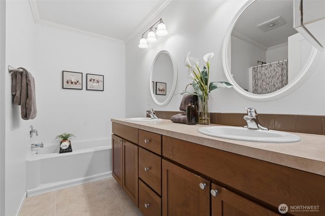 1601 NE Sarai Court, Bremerton, WA 98310