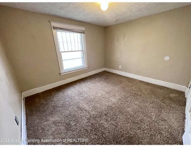 1724 Maplewood Avenue, Lansing, MI 48910
