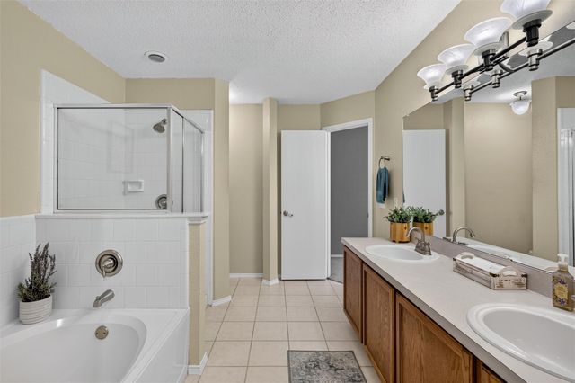 305 Cobblestone Drive, Wylie, TX 75098