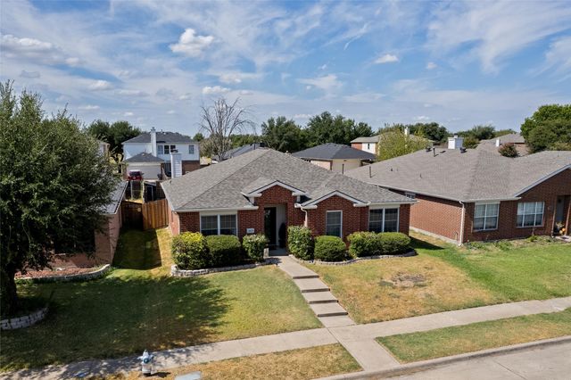 305 Cobblestone Drive, Wylie, TX 75098