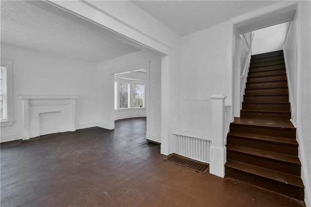 3336 S Benton Avenue, Kansas City, MO 64128