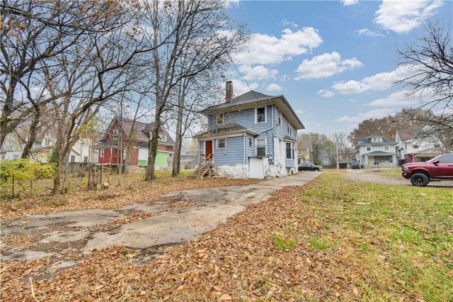 3336 S Benton Avenue, Kansas City, MO 64128