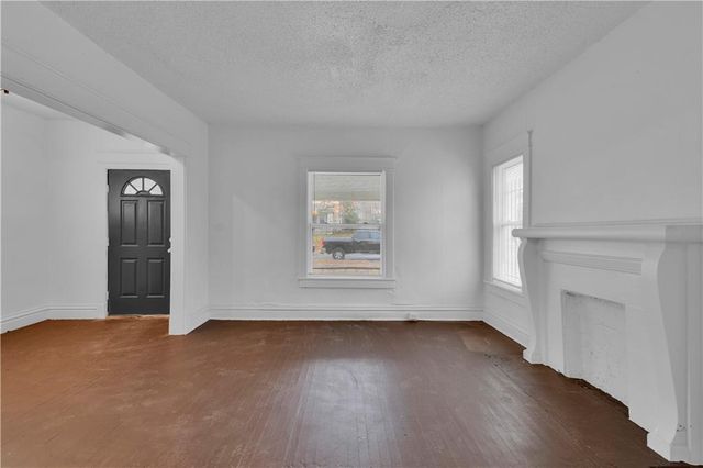 3336 S Benton Avenue, Kansas City, MO 64128