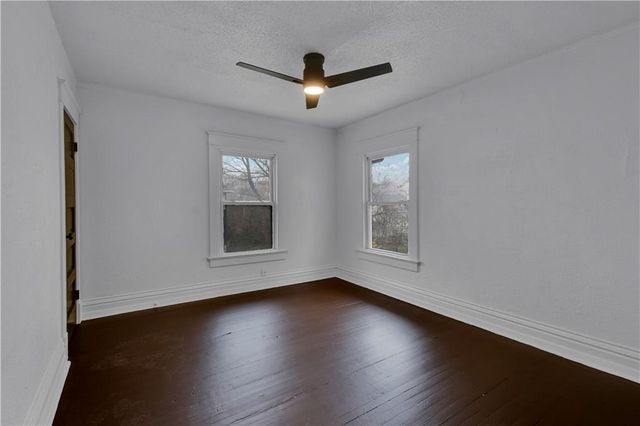 3336 S Benton Avenue, Kansas City, MO 64128